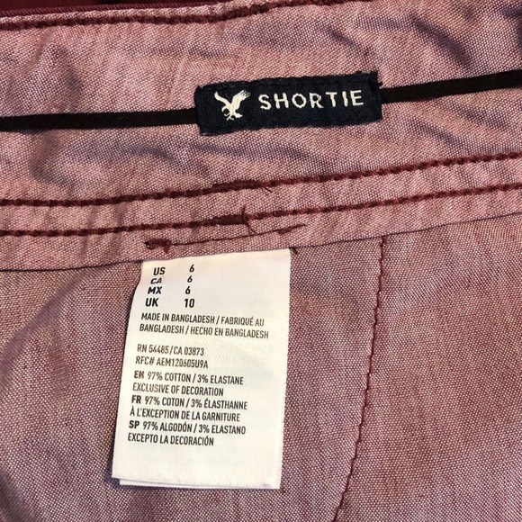 American Eagle Outfitters Shortie Jean Shorts Size 6 Burgundy Inseam 4” Mid-Rise - Picture 9 of 10
